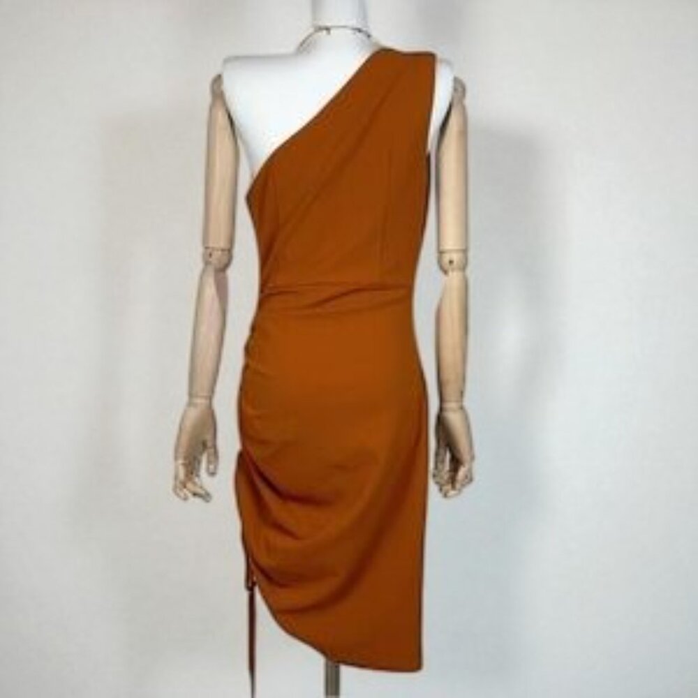 Elliatt Rory One Shoulder Dress Amber - Picture 6 of 6